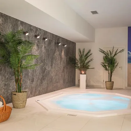 Hotel Focus Premium Conference & 4*