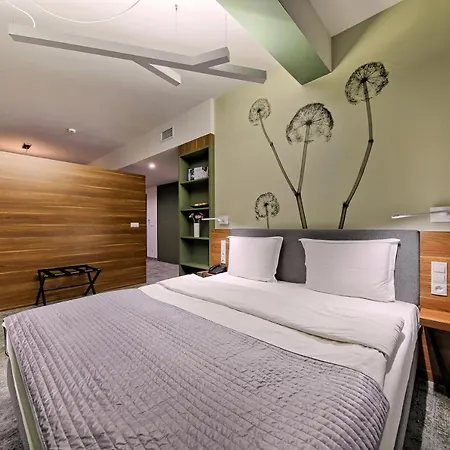 Focus Premium Conference & 4*