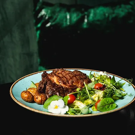 Hotel Focus Premium Conference &