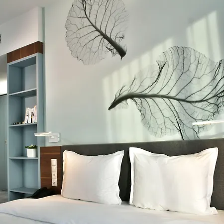 Hotel Focus Premium Conference & 4*