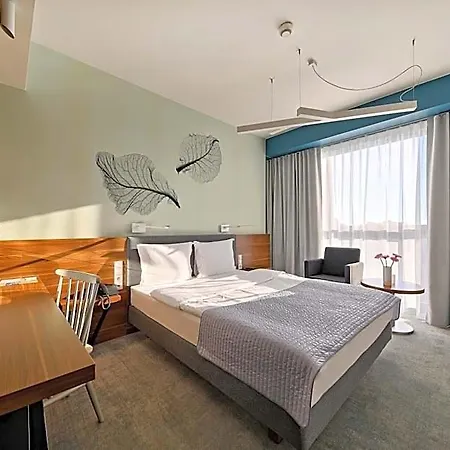 Hotel Focus Premium Conference & 4*