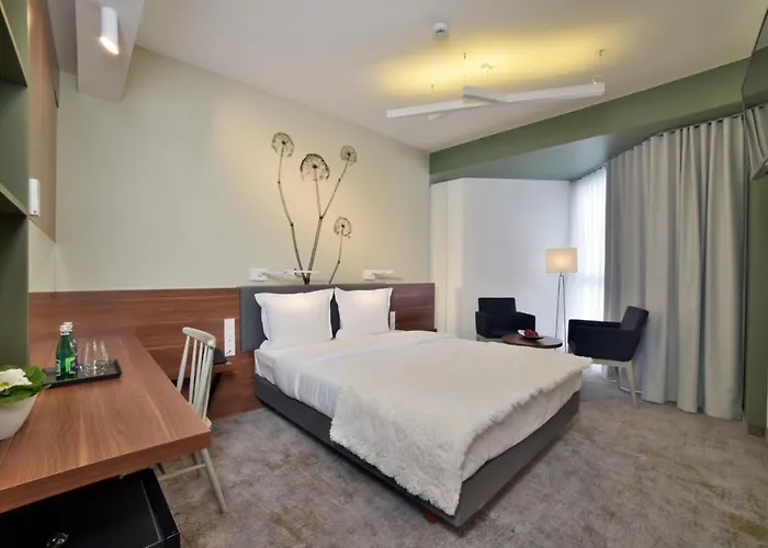 Hotel Focus Premium Conference & 4*