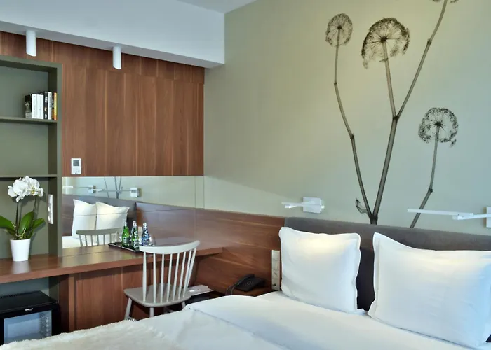 Focus Premium Conference & 酒店 4*